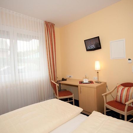 Akzent Hotel Hubertus Melle Exteriör bild